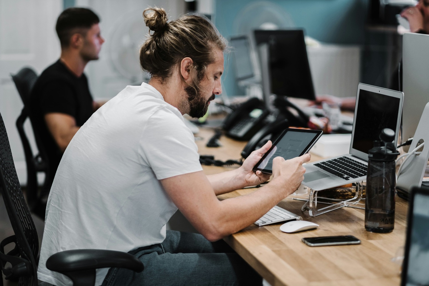 Simplify Success: Harnessing the Versatility of IT Solutions